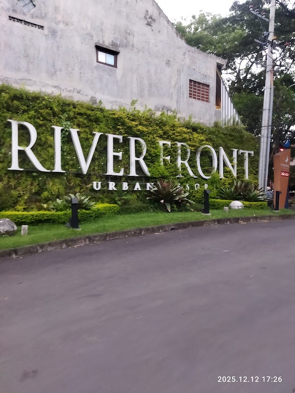Riverfront Urban Resort