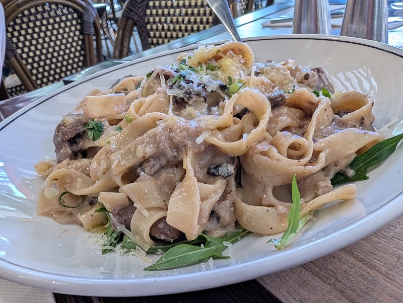 Max on Hardware photo 10