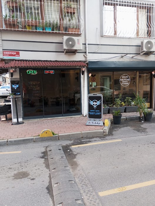 Muti Trabzon Kahvaltıcısı Trabzon Kahvaltısı Kuymak Mıhlama Secmeli Kahvaltı Turkish Breakfast