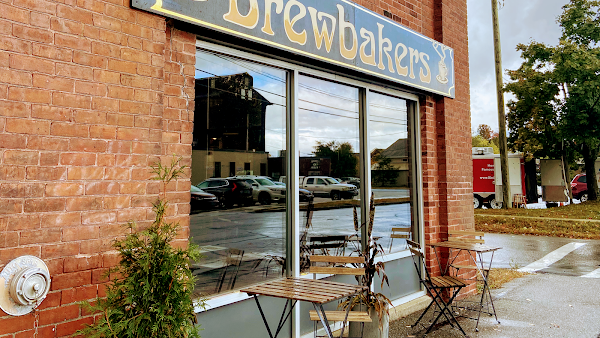 Brewbakers Café