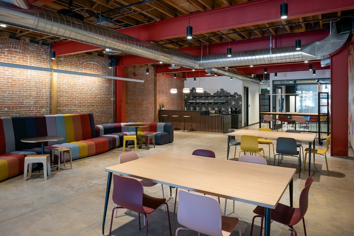 Livery Studio: Google Places image 3