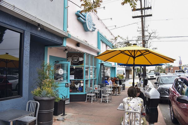 Crest Cafe