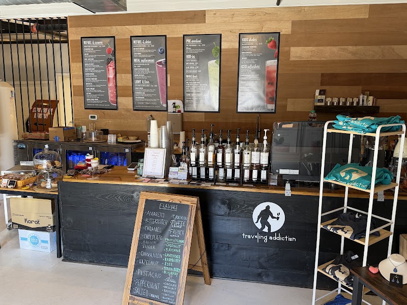 Traveling Addiction coffee+smoothies photo 3