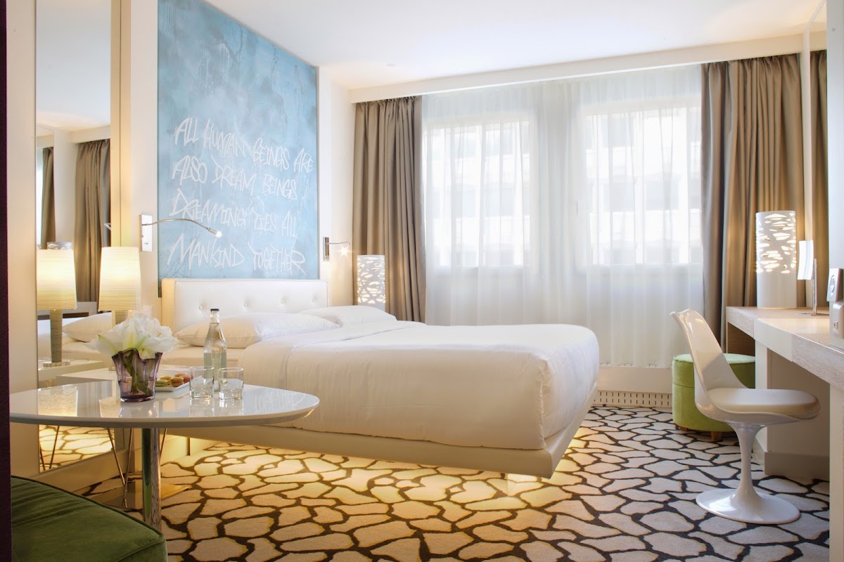 Hotel N'vY Manotel, dog-friendly hotel