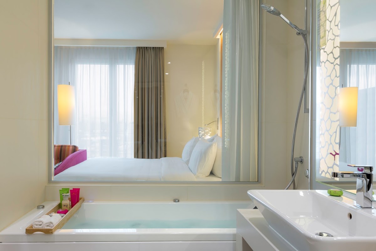 Hotel N'vY Manotel, dog-friendly hotel, photo 3
