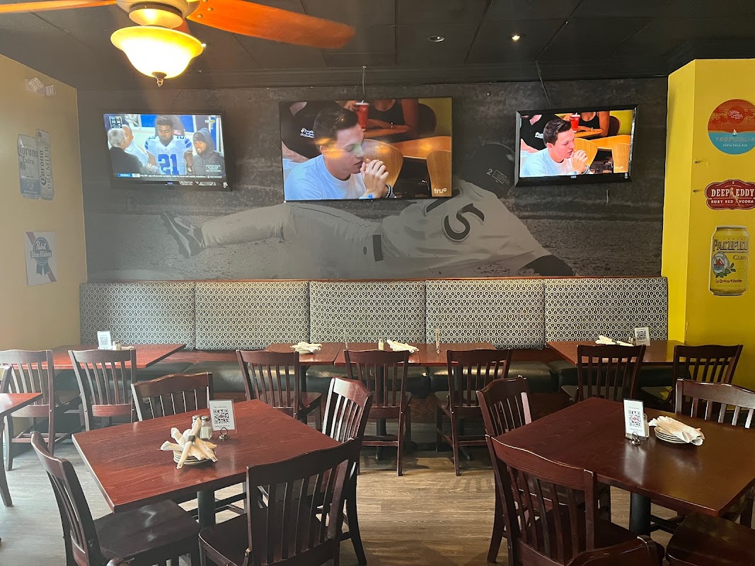 Mac's Daniel Island photo 3