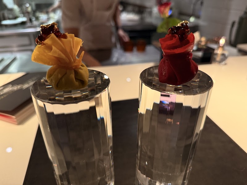 Pineapple and Pearls photo 7