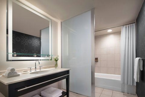 The Midland Hotel Chicago, dog-friendly hotel, photo 4