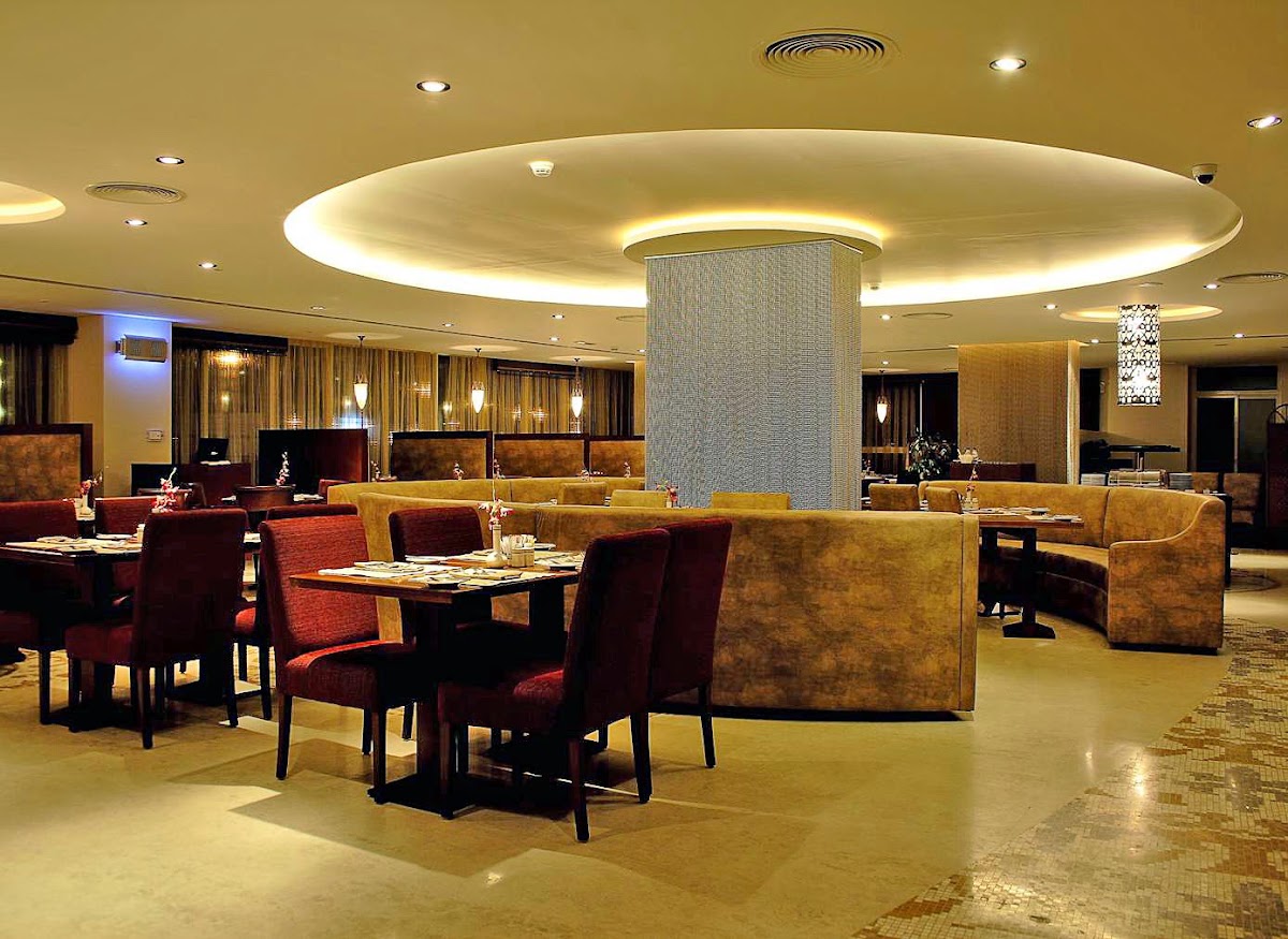 Olive Tree Restaurant at Flora Creek 5