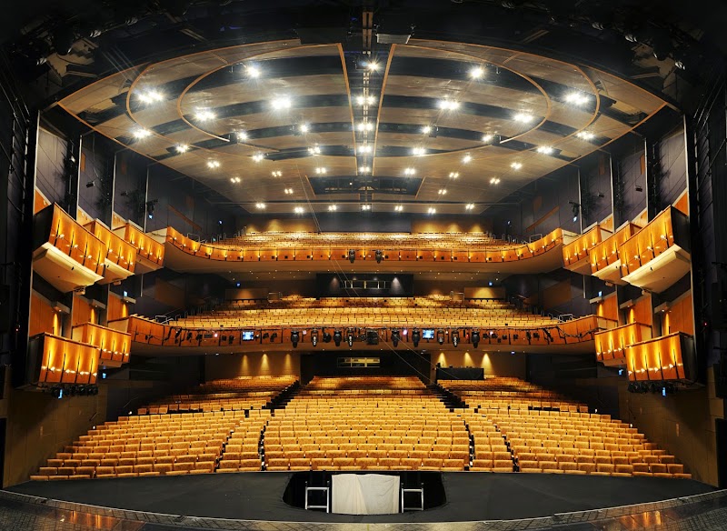 Ahmanson Theatre walkway