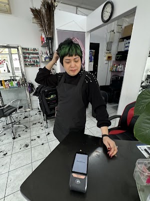 Bach Nga Hairdressing