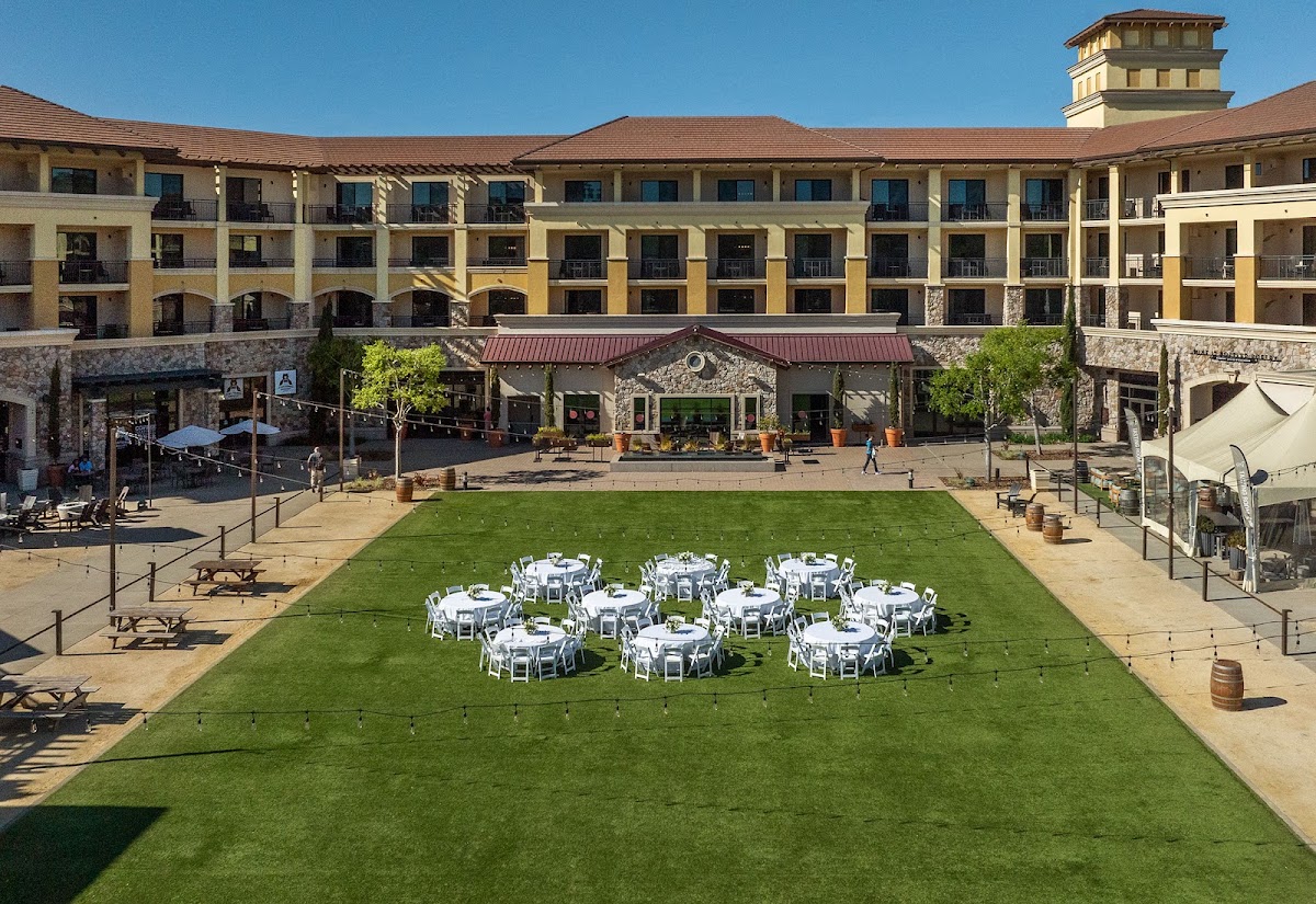 The Meritage Resort and Spa, dog-friendly hotel, photo 5