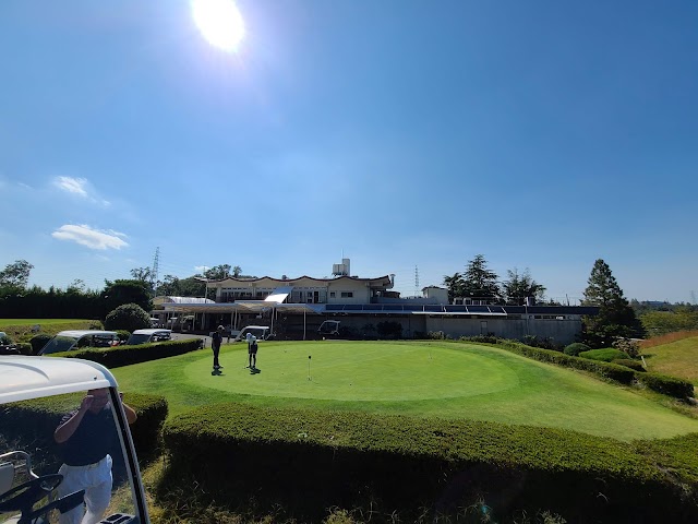 Osaka Public Golf Course - Photo 9