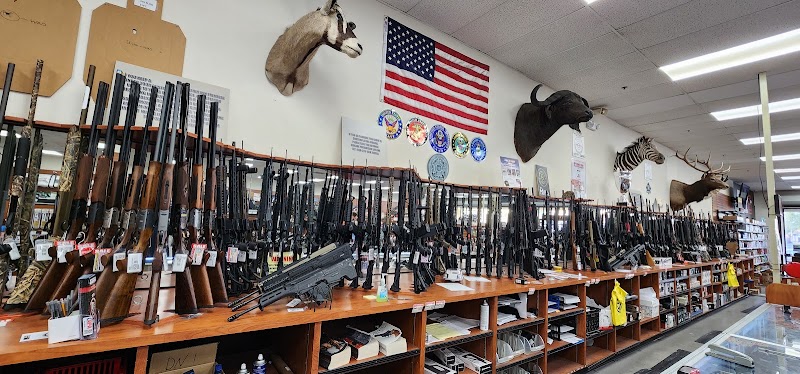Turners Outdoorsman photo