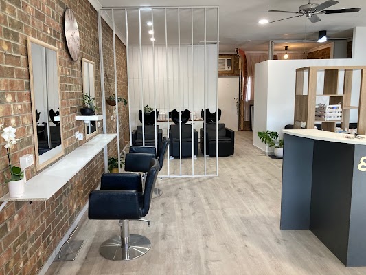 Pure Younique photo 2