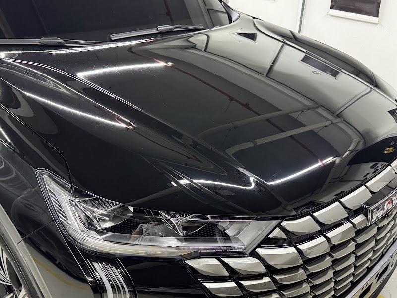 Foto de WTCAR Rio Studio Estética Automotiva | Barra da Tijuca | Pintura e funilaria | Vitrificação cerâmica | Insulfilme