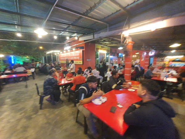 Restoran Ikan Bakar Petai dan Sup Belut Teluk - Photo 1