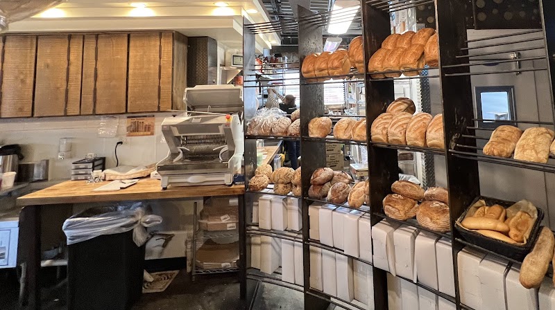 Guglhupf Bake Shop photo 2