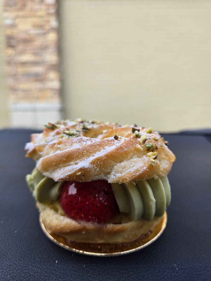 Guglhupf Bake Shop photo 3