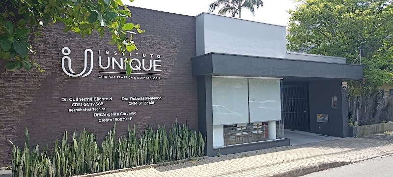 Foto de Dra Roberta Penteado Dermatologista Joinville