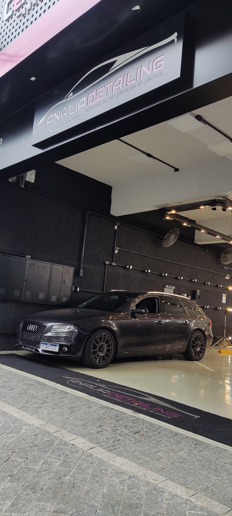Foto de Undercut Signature - Estética Automotiva