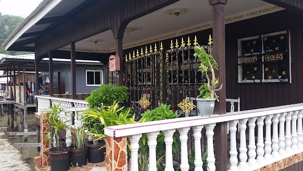 Kg Pukat Fisherman Village - Photo 1