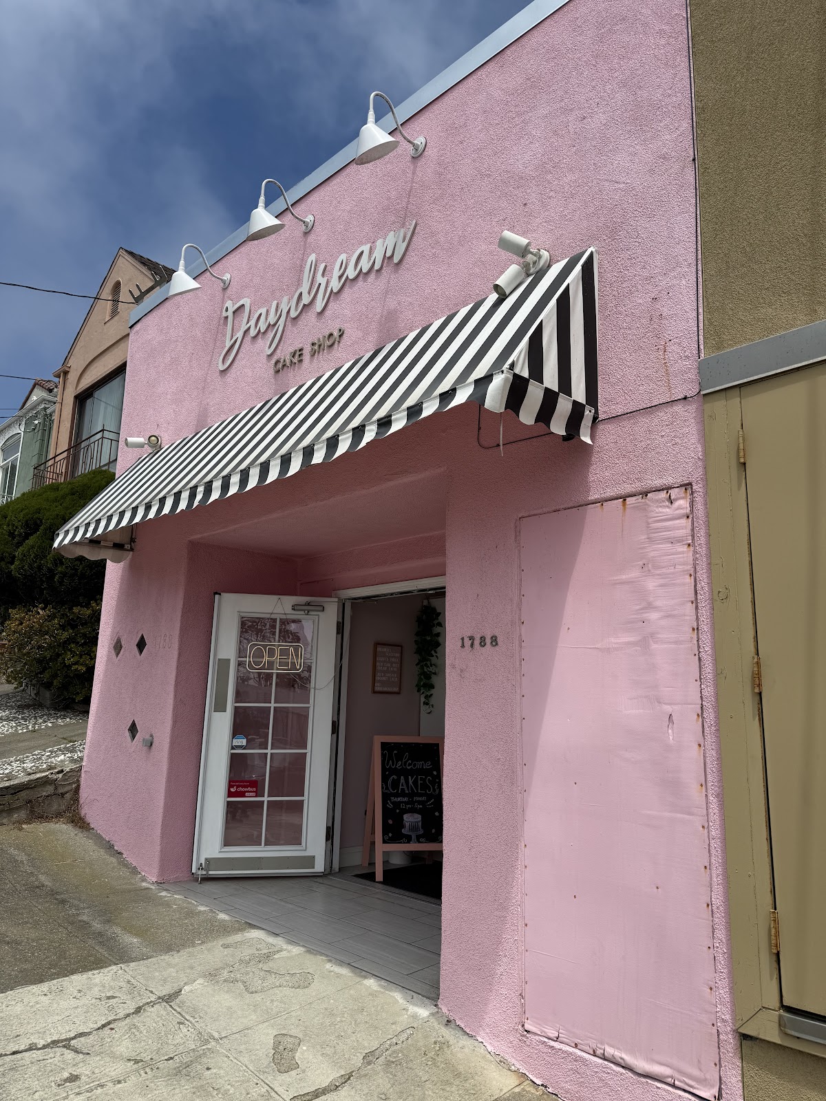Daydream Cake Shop: Google Places image 3