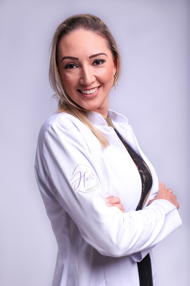 Dra. Paula C. Lima Munhoz - Ginecologista e Obstetra