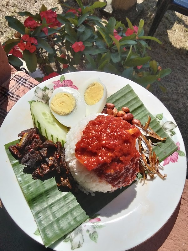 Kedai Makanan Dan Minuman Ayang Suria - Photo 1