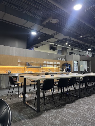 Air Canada Maple Leaf Lounge (Express) — Google photo 2