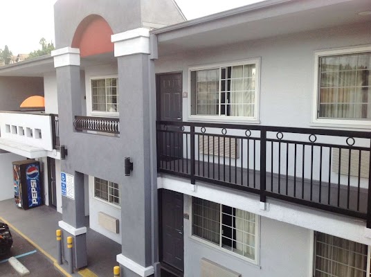 The Lexmar - Dodger Stadium/Hollywood