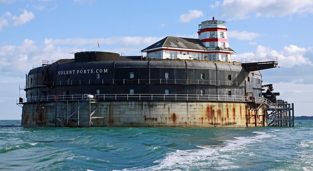 No Man's Land Fort