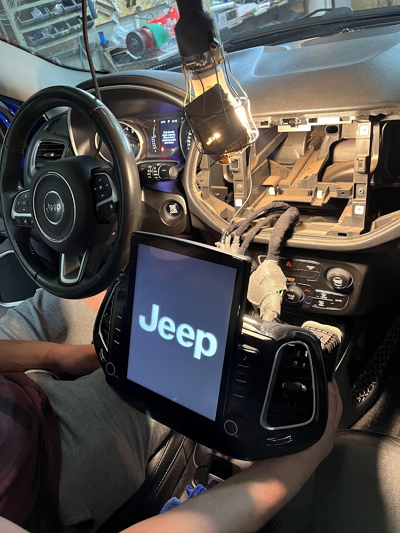 Foto de Lucini Car áudio e Acessorios