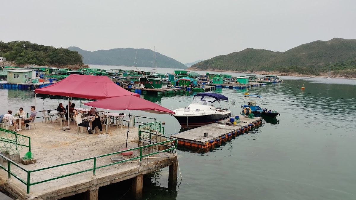 海膽養殖場海鮮菜館 (Sea Urchin Breeding Centre Seafood Restaurant) photo 4