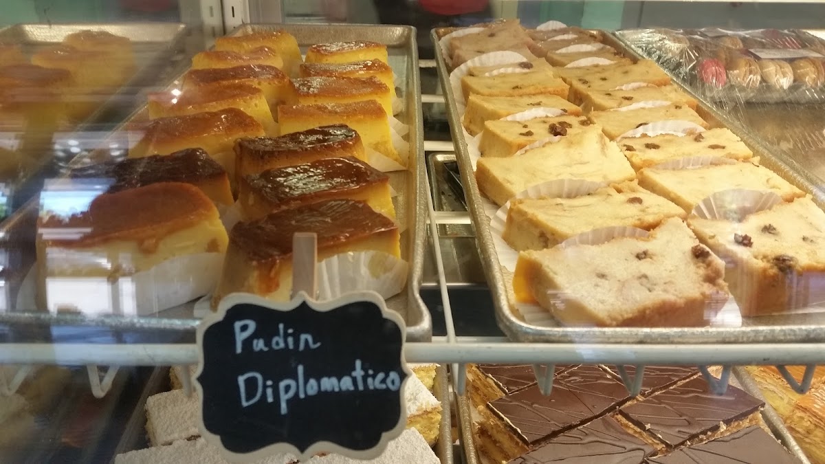 El Brazo Fuerte Bakery: Google Places image 2