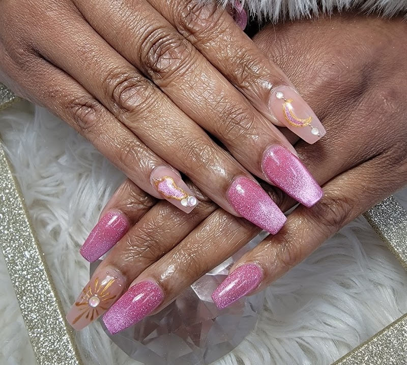 S Nail Lounge