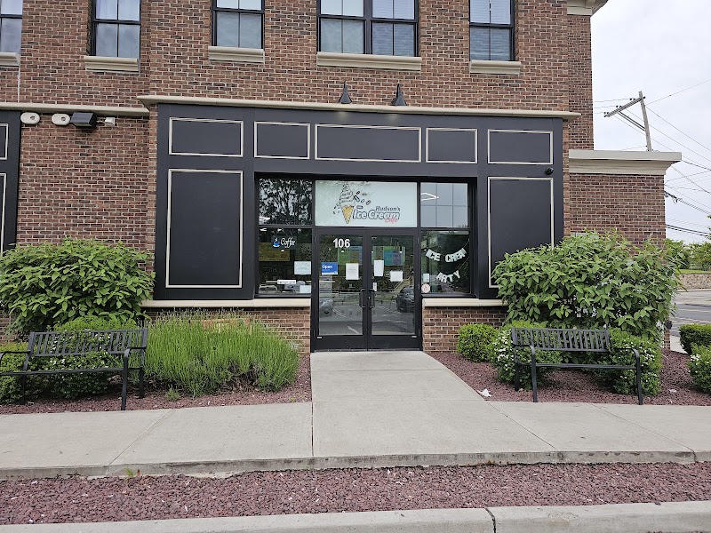Hudson's Ice Cream Café & Kosher Pizza photo 4
