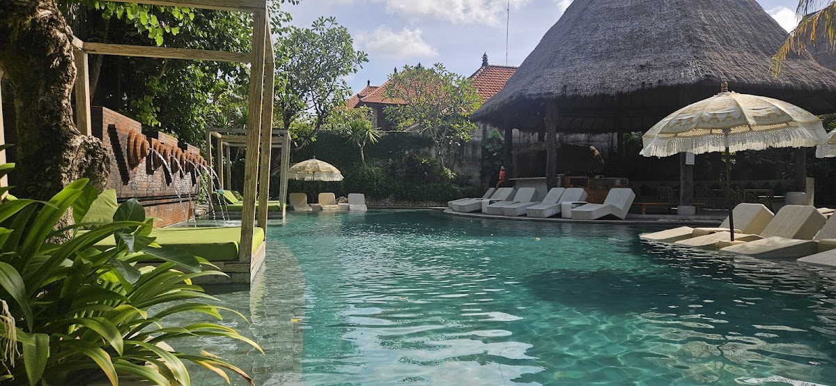 Amnaya Resort Nusa Dua — 4