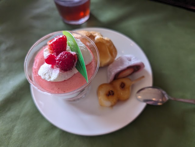 Shosenkyo Country Club - Photo 10