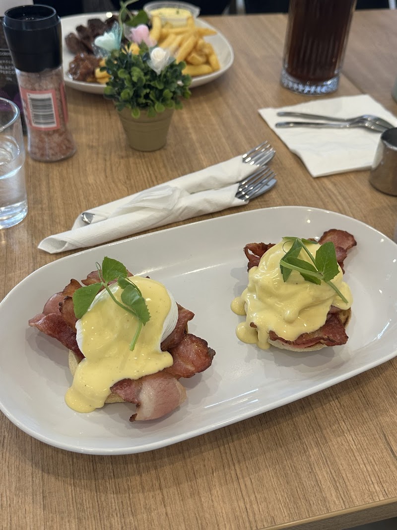 Cafe Madeleine photo 3