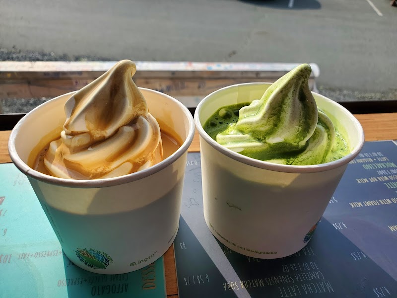 Singing Nomad Café photo 1