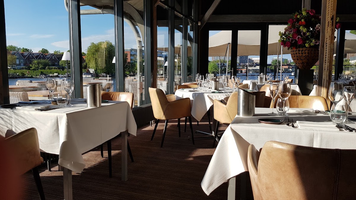 Woods Restaurant