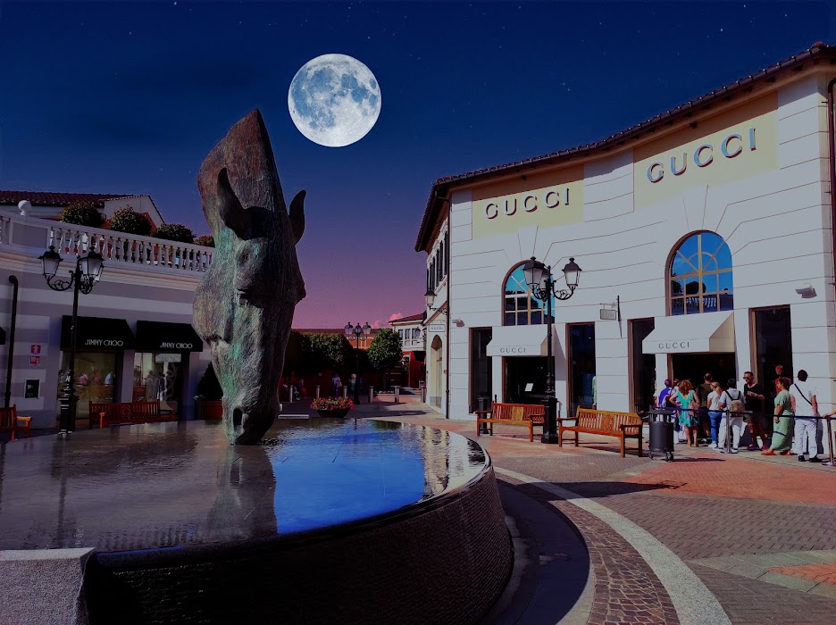Serravalle Designer Outlet fotoğraf 1