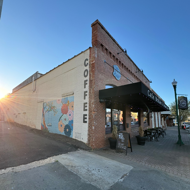 Cafe Brûlée & Dessert Bar photo 3