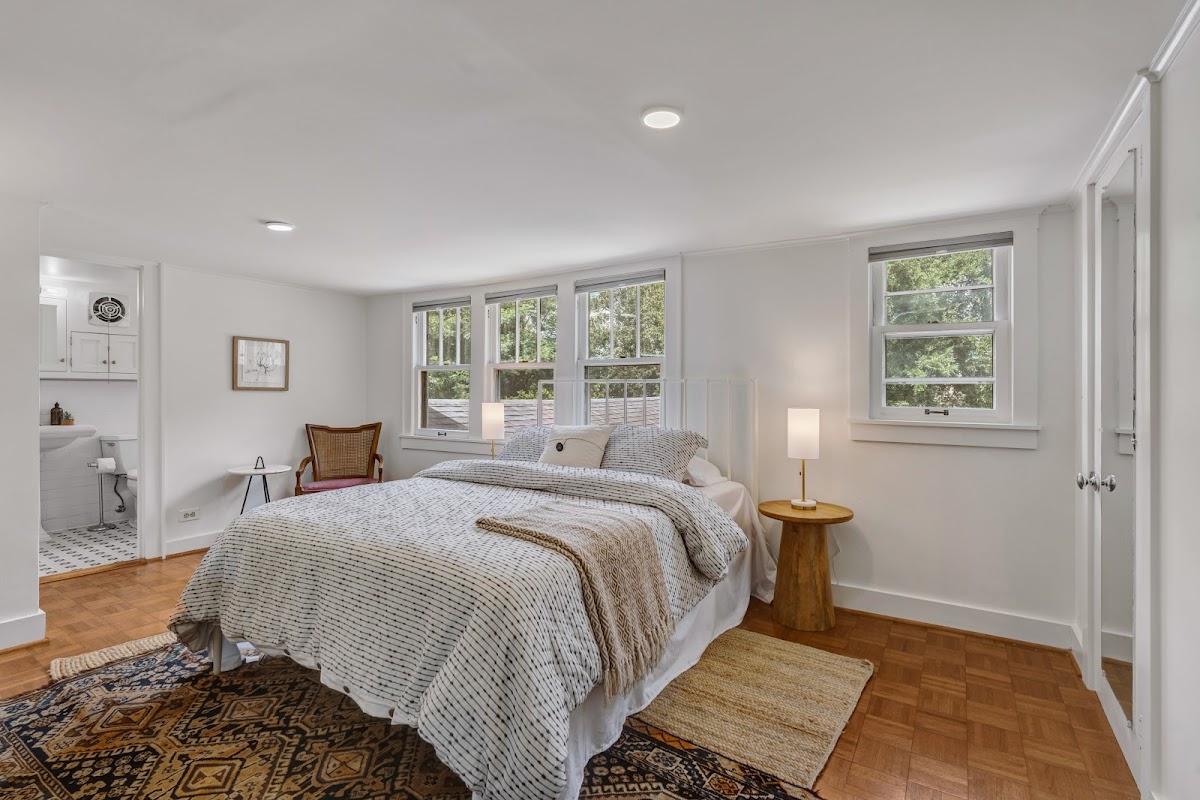 Spark Vintage Rentals: Google Places image 3
