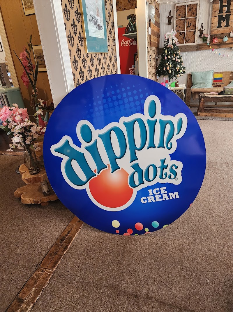 Sweet & Simple Coffee & Sweet Shop photo 3