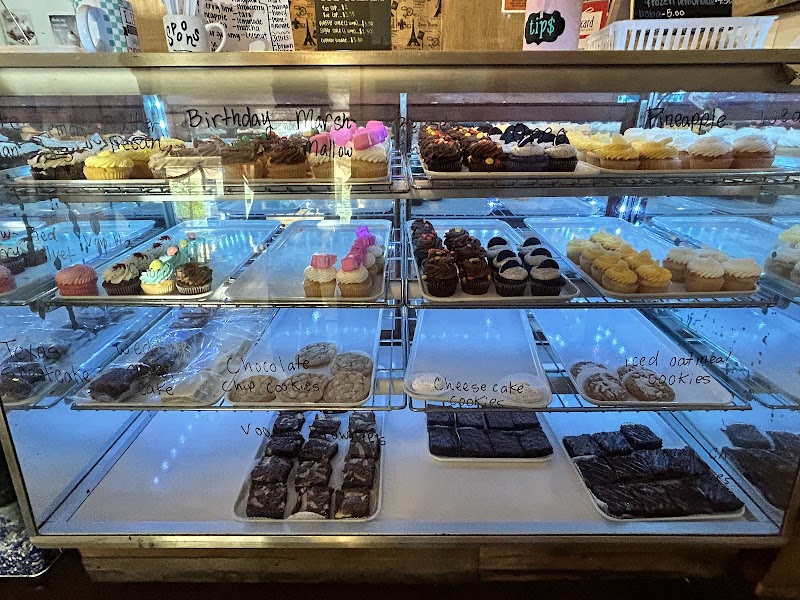 Sweet & Simple Coffee & Sweet Shop photo 4