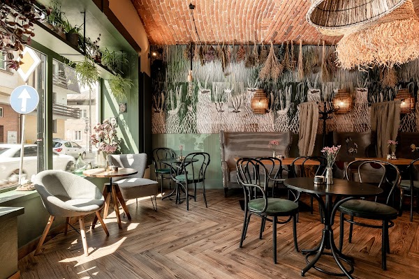 Cafe Bistro Botanica