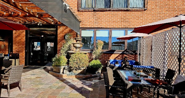 Duke's Cafe