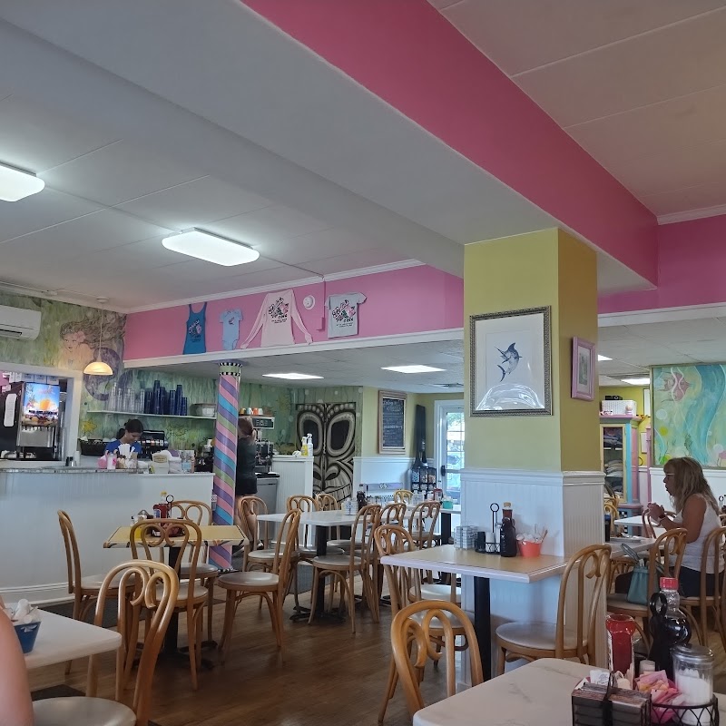 Malia's Cafe photo 3